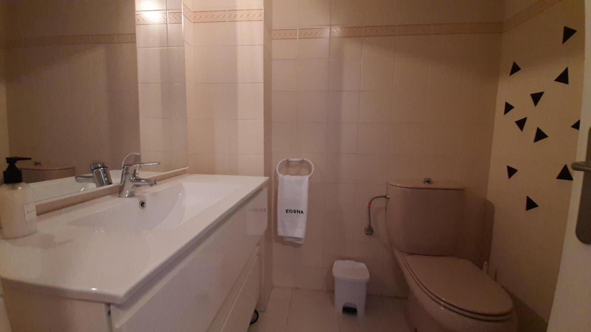 Egona - Baneru 3 Vivienda En 1 Linea De Playa Centro Ciudad Lägenhet Zarautz Exteriör bild