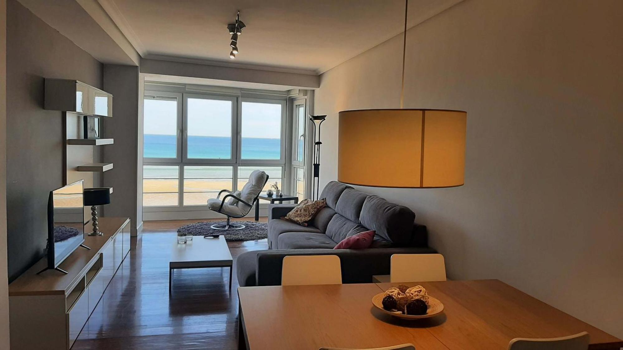 Egona - Baneru 3 Vivienda En 1 Linea De Playa Centro Ciudad Lägenhet Zarautz Exteriör bild
